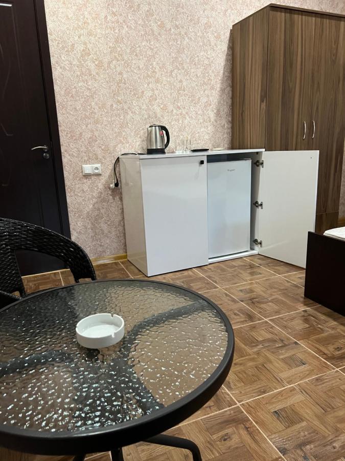 Twins Guest House Batumi Exterior foto